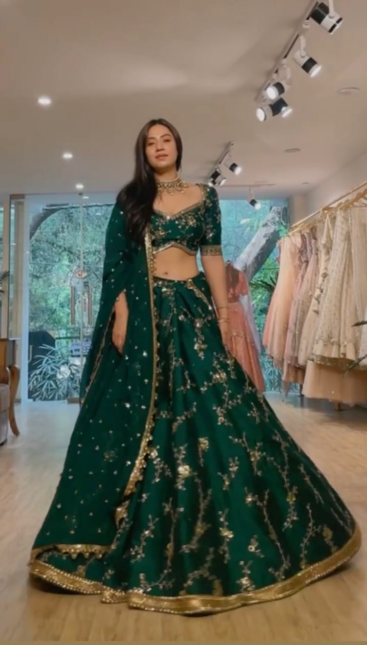 Green Color Silk  Lehenga Choli Set LC-6405