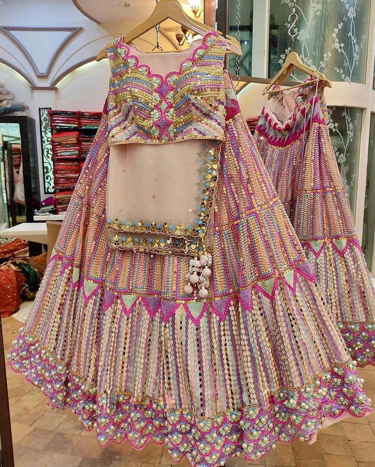 Heavy Thread Work Lahengha - Choli With Dupatta