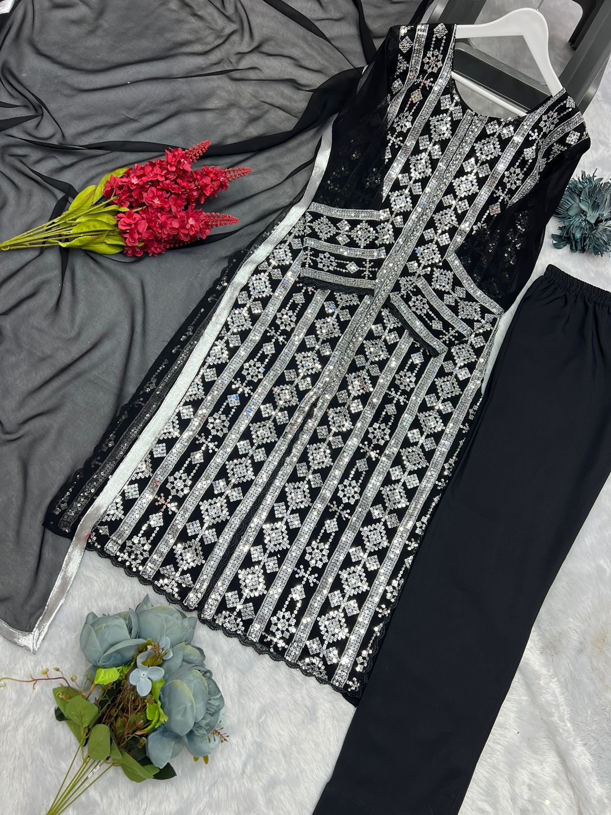 3 PIECES SUIT FANCY EMBROIDERY WORK TOP-BOTTOM WITH DUPATTA